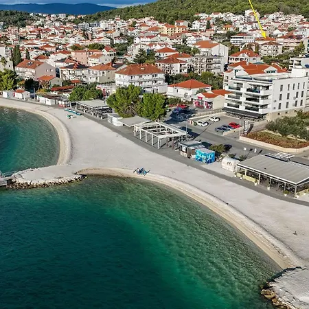 Palm Tree Lägenhet Trogir
